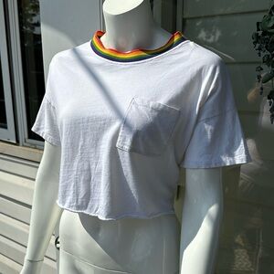 Abercrombie & Fitch size small 100% cotton, rainbow collar crop tee SM